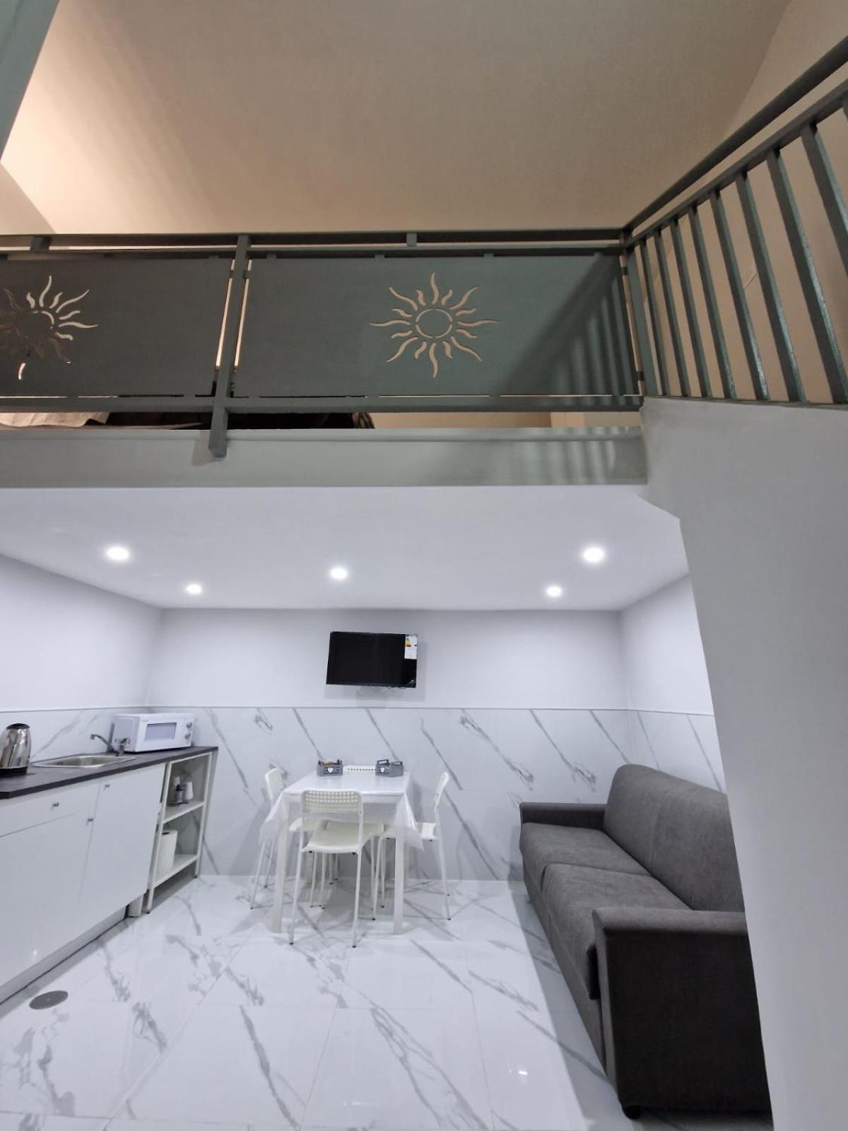 ナポリ House Angiolina Bed & Breakfast エクステリア 写真